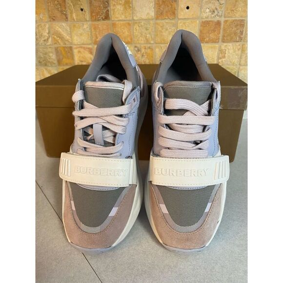 Burberry Ramsey Vintage Check‎ Low Top Sneakers Size 35.5/ 5.5 - Picture 4 of 10